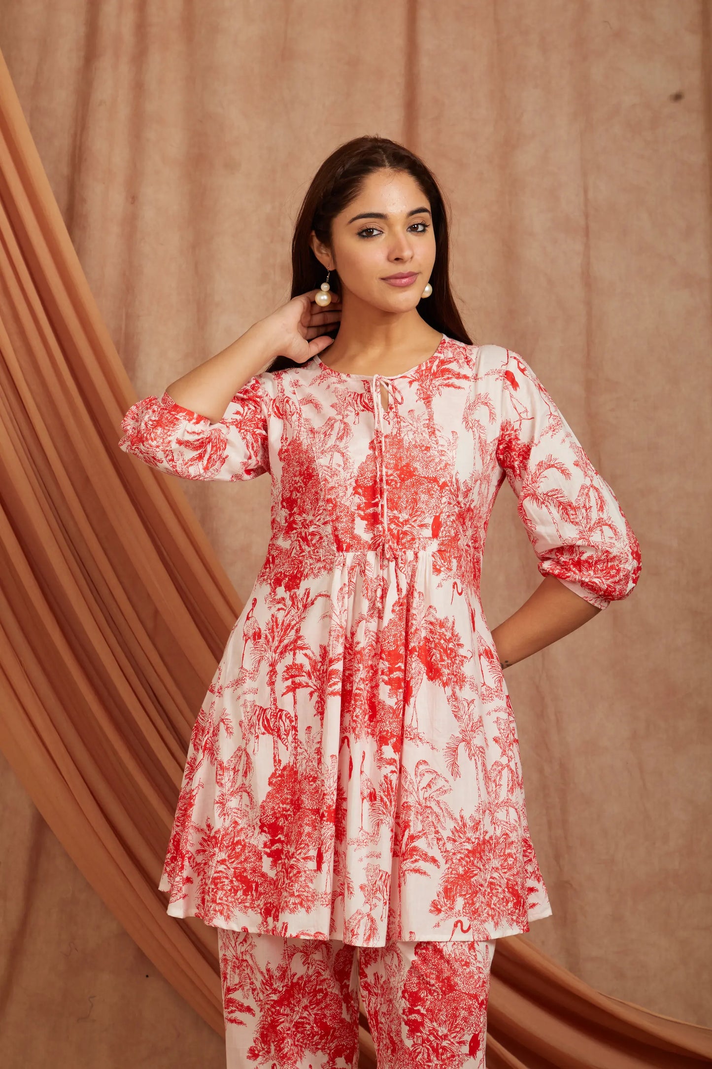 White Red Printed Cotton Kurta with Pants - Set of 2