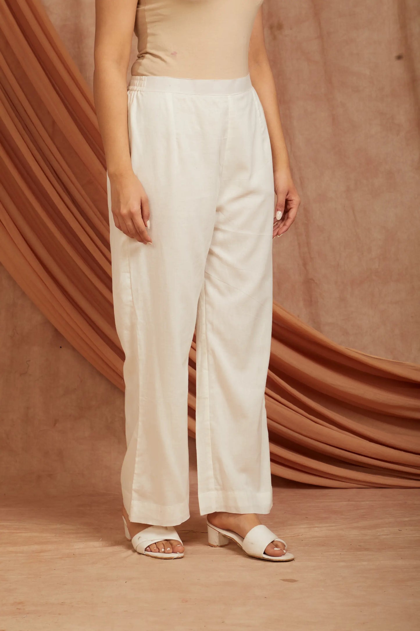 White Red Printed Cotton Kurta with Pants - Set of 2