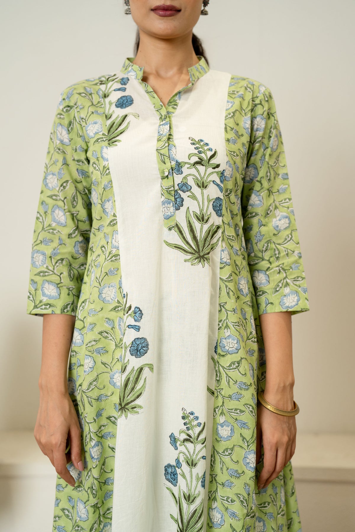Green Off White Hand Block Printed Cotton Kurta with Pants- Set of 2