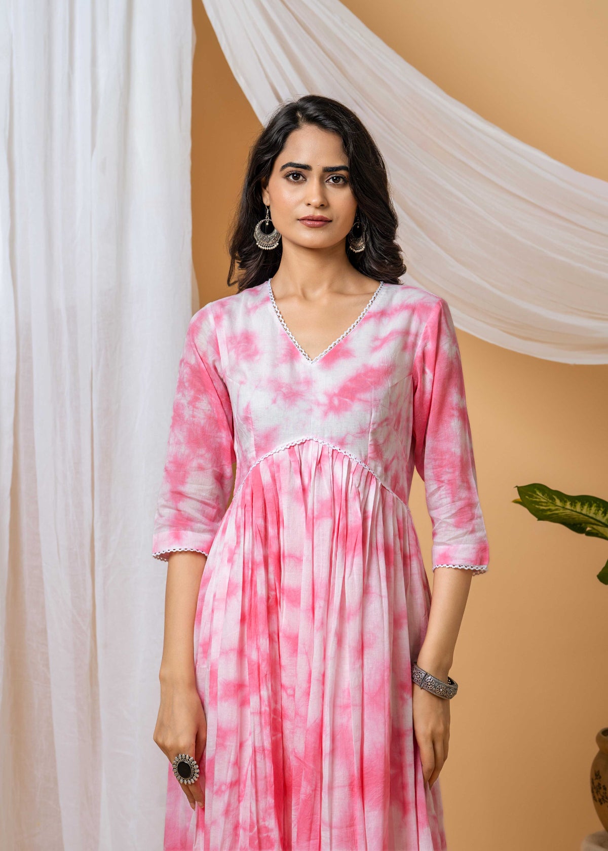 model wearing pink tie-dye kurta set by SIVI