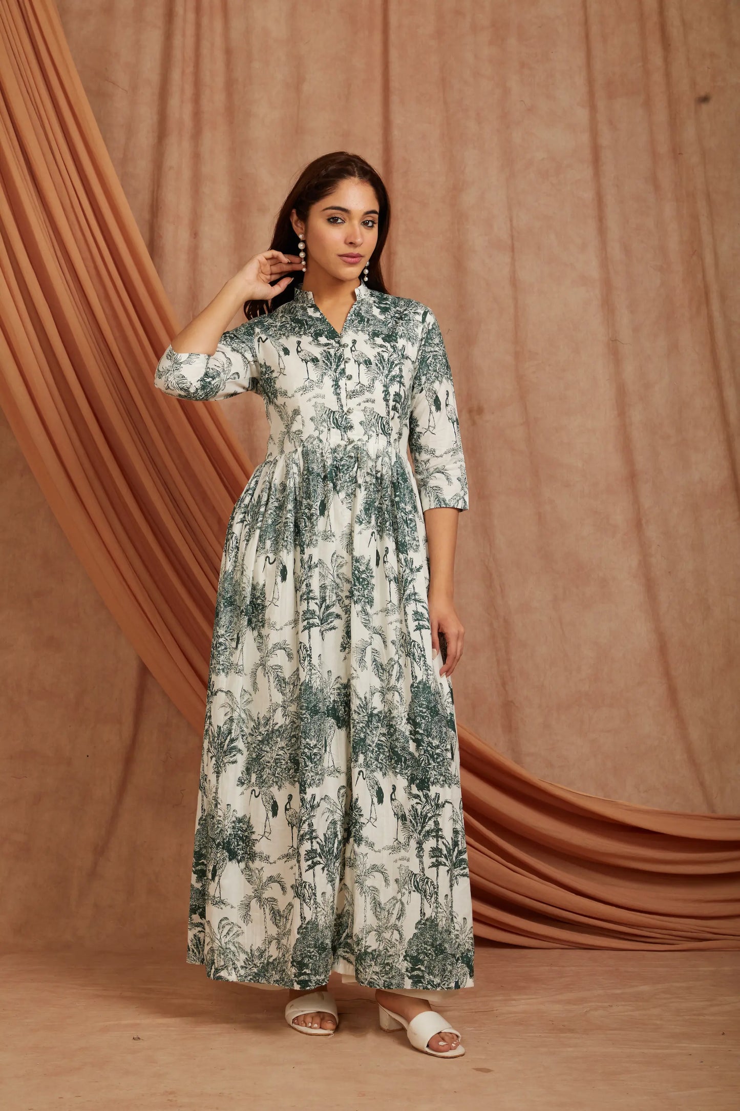 White Green Printed Cotton Kurta with Pants - Set of 2