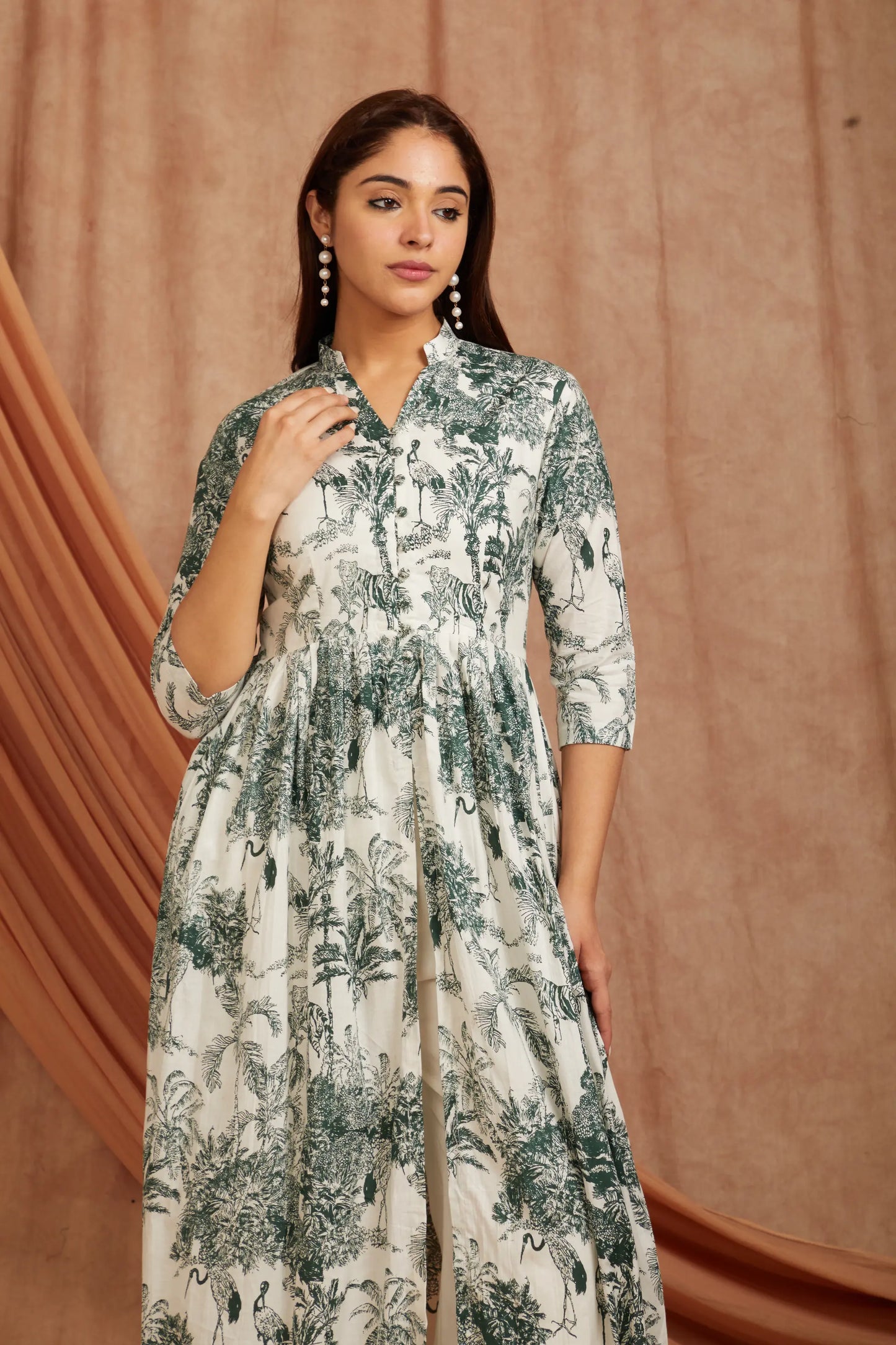 White Green Printed Cotton Kurta with Pants - Set of 2