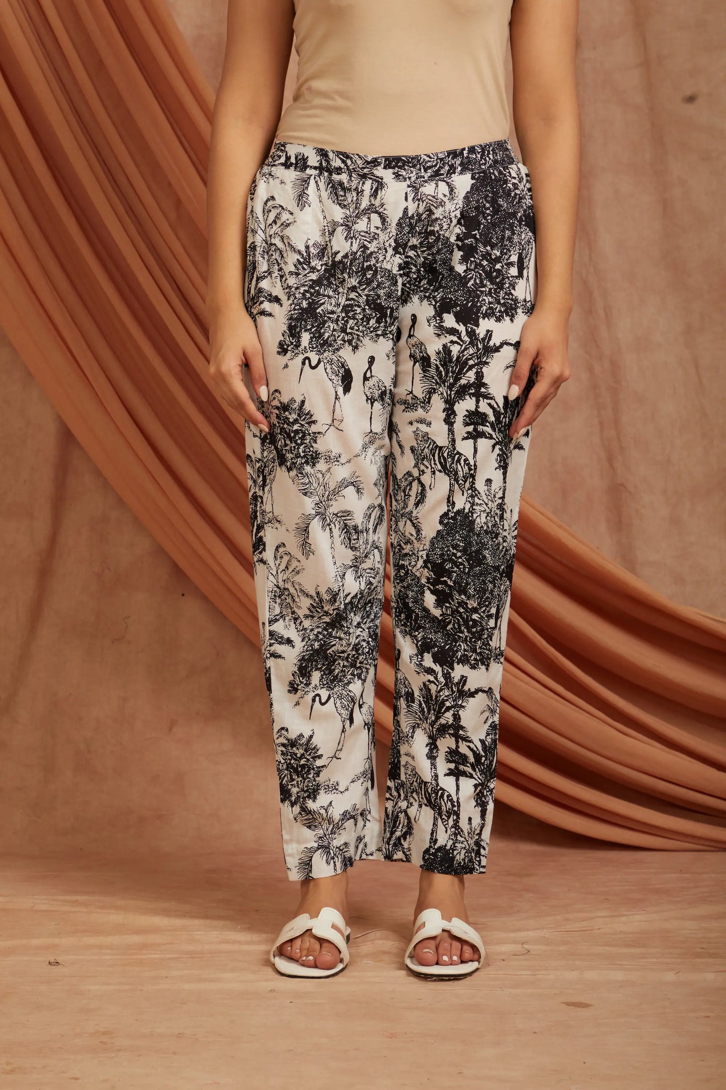 White Black Printed Cotton Co-ord Set - Set of 2