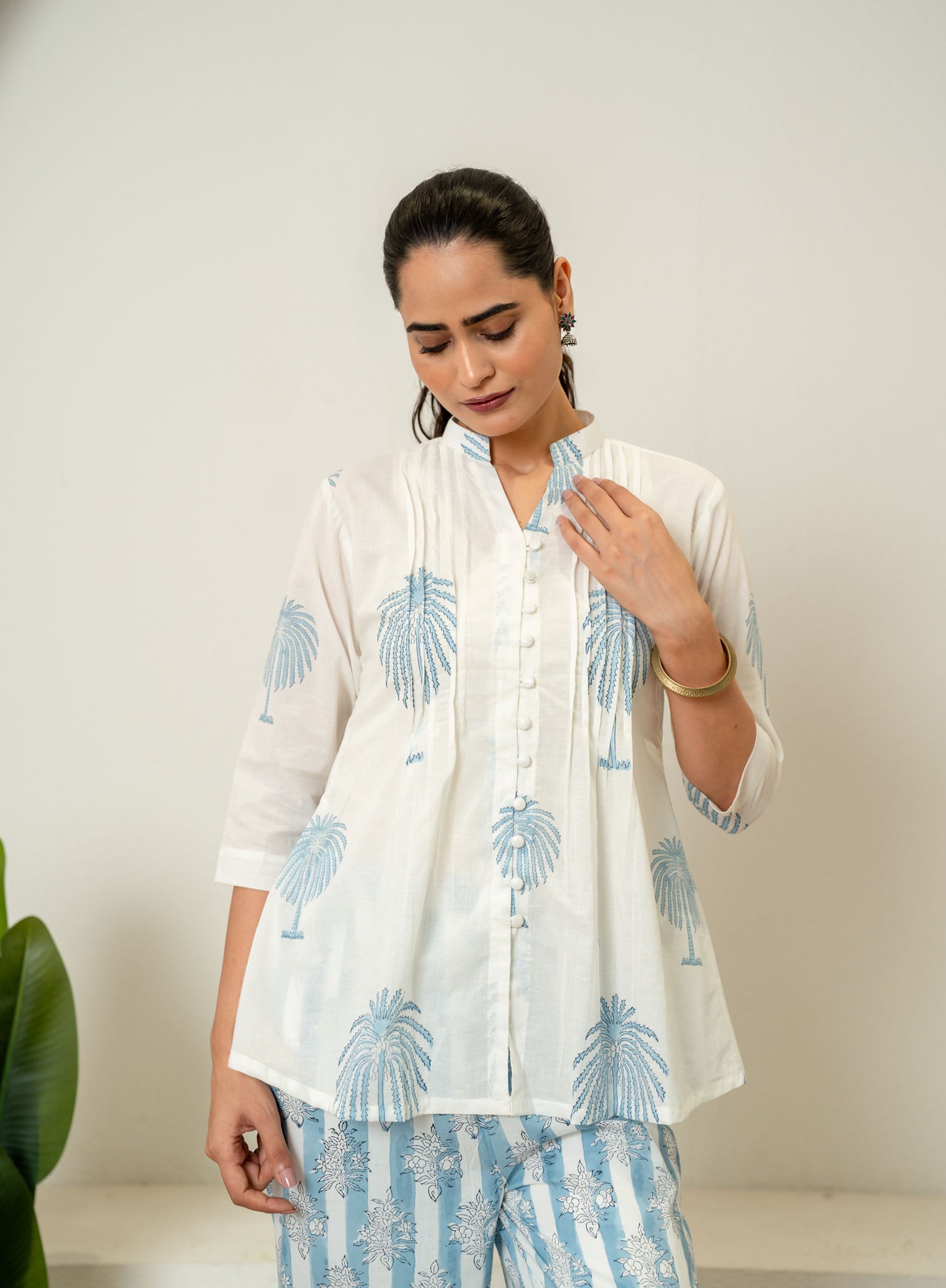 Off White Blue Hand Block Printed Cotton Co-ord Set- Set of 2