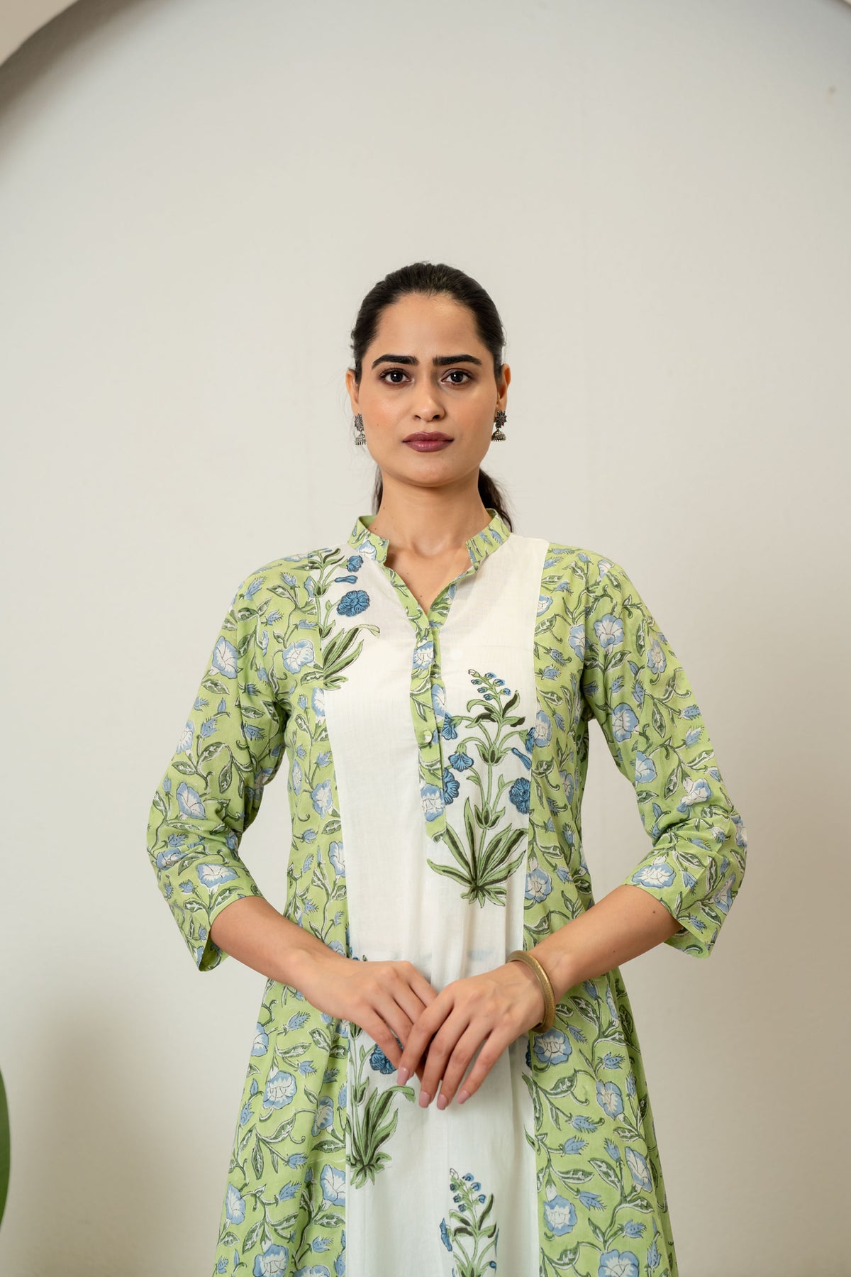 Green Off White Hand Block Printed Cotton Kurta with Pants- Set of 2