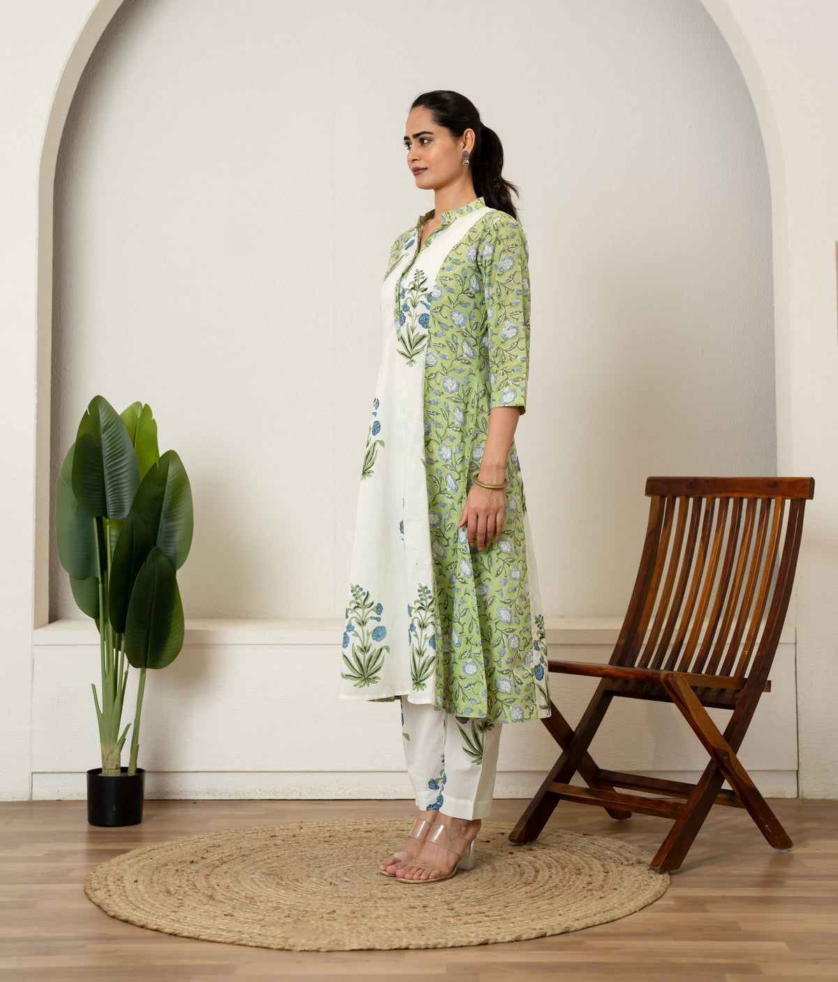 Green Off White Hand Block Printed Cotton Kurta with Pants- Set of 2