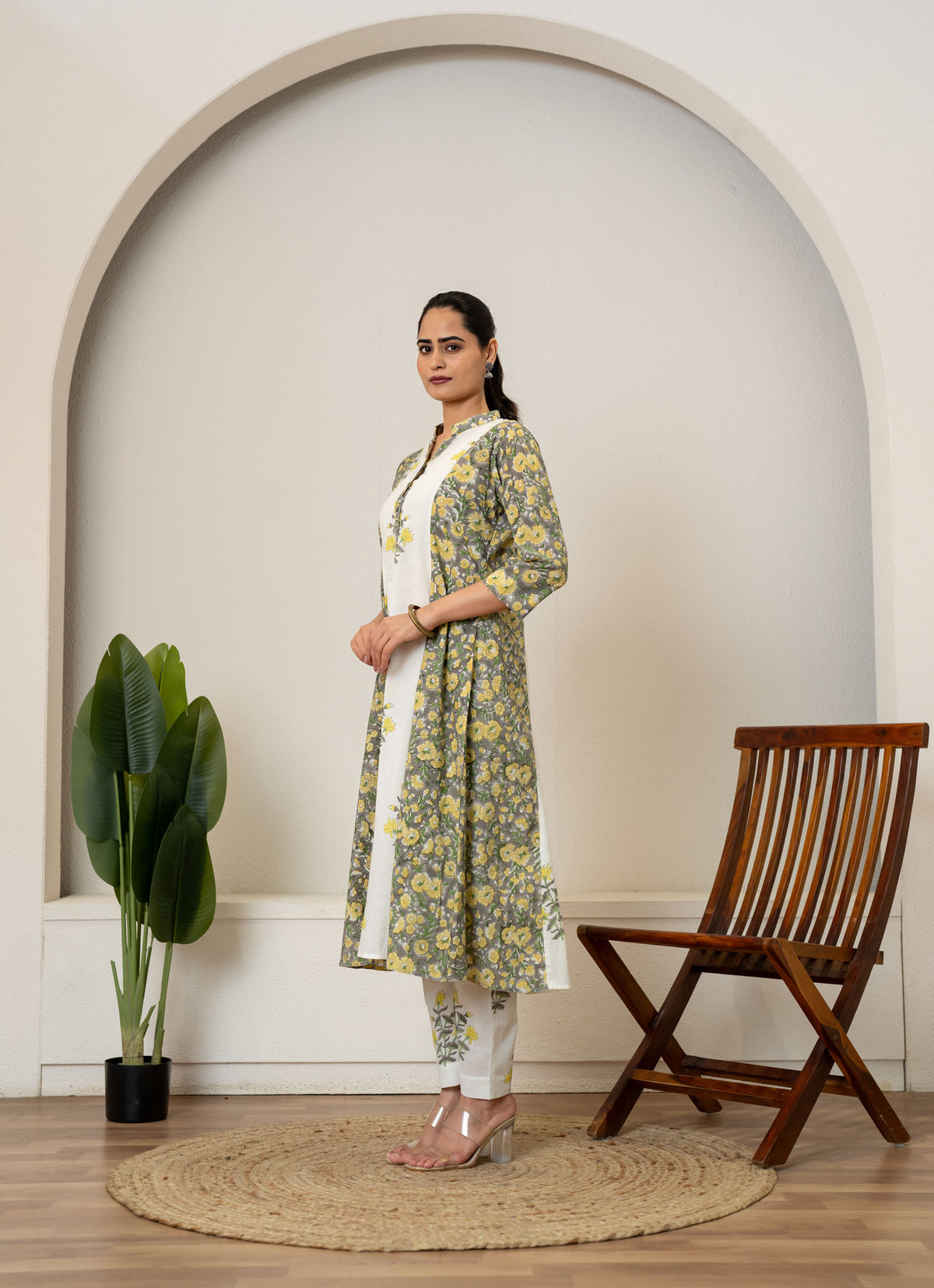 Off White Green Hand Block Printed Cotton Kurta with Pants- Set of 2